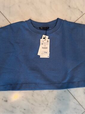 ZARA women’s Blue Crewneck Cropped Boxy Sleeveless Sweatshirt - M